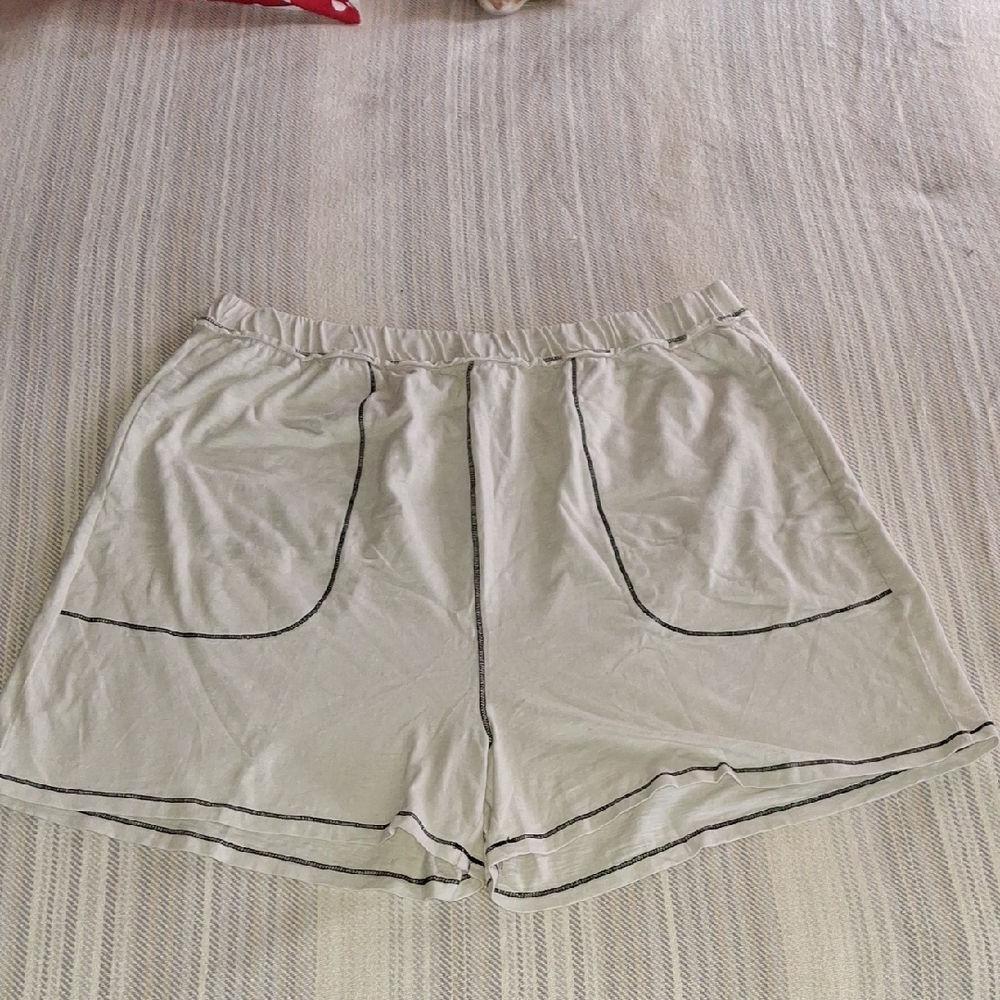 NEW! Zenana Outfitters Cream Athletic Shorts 2X